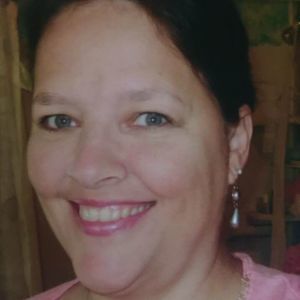 Meet your Posher, Deborah